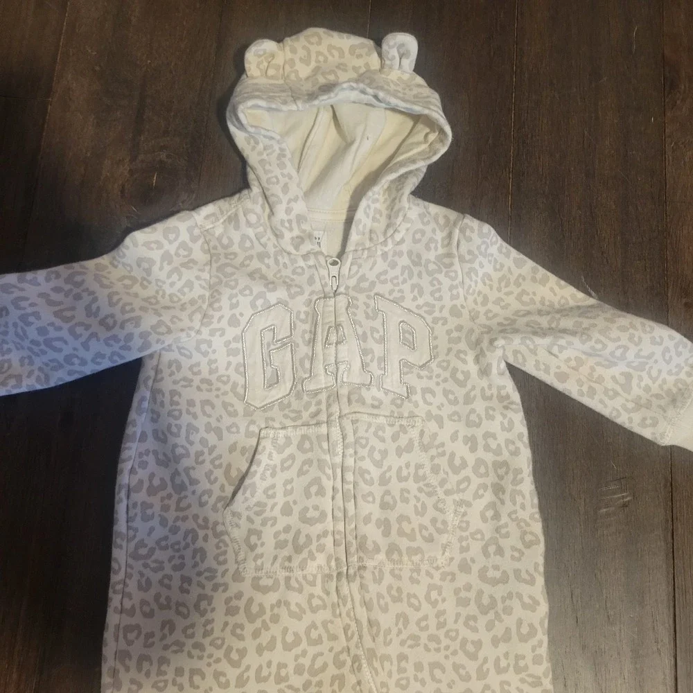 Baby Gap Leopard Hoodie One Piece 12-18 Months Ivory Cold Weather Zip Up